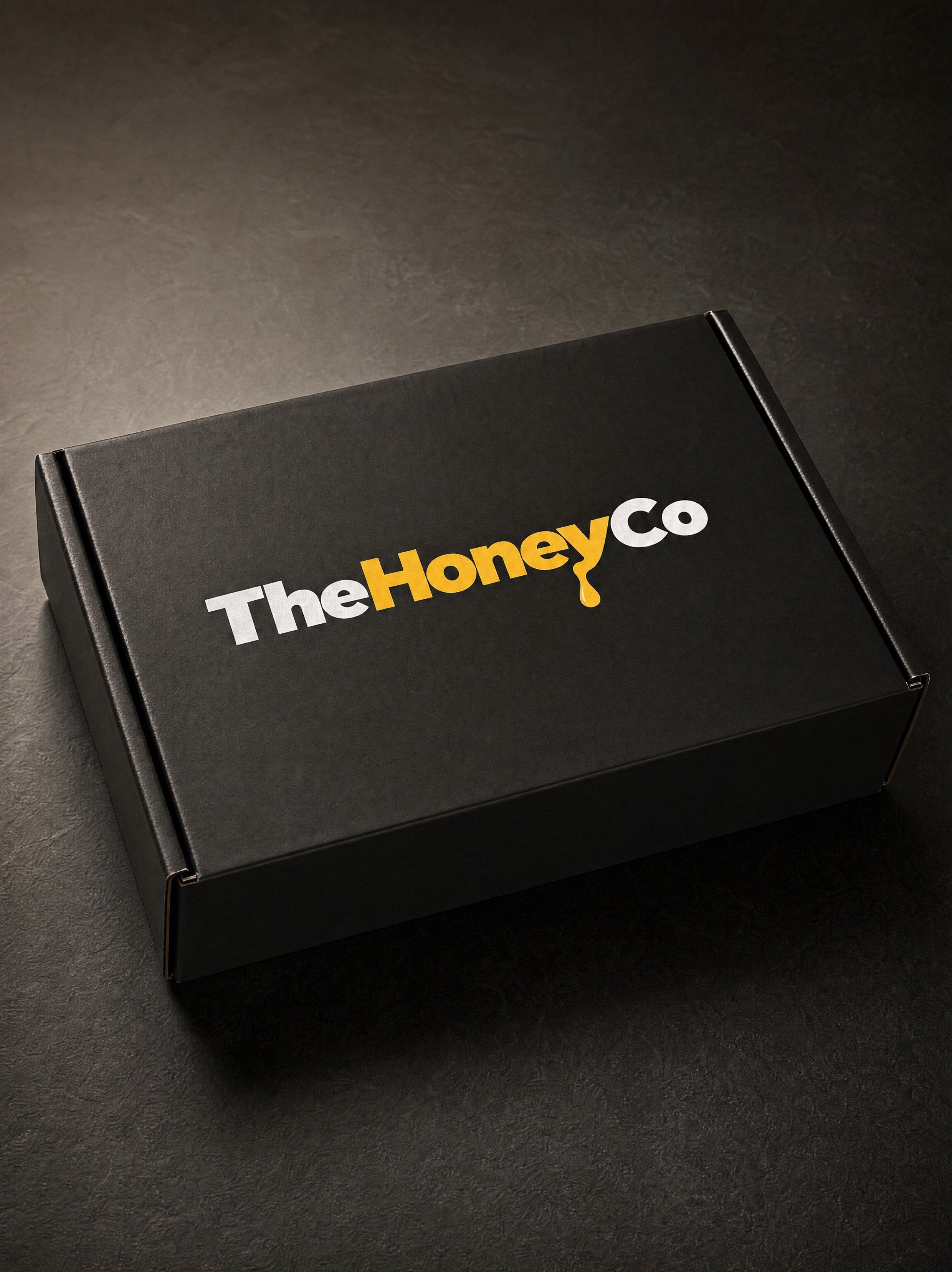 TheHoneyCo Original box, closed